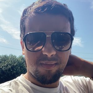 Meet your Posher, Amadano